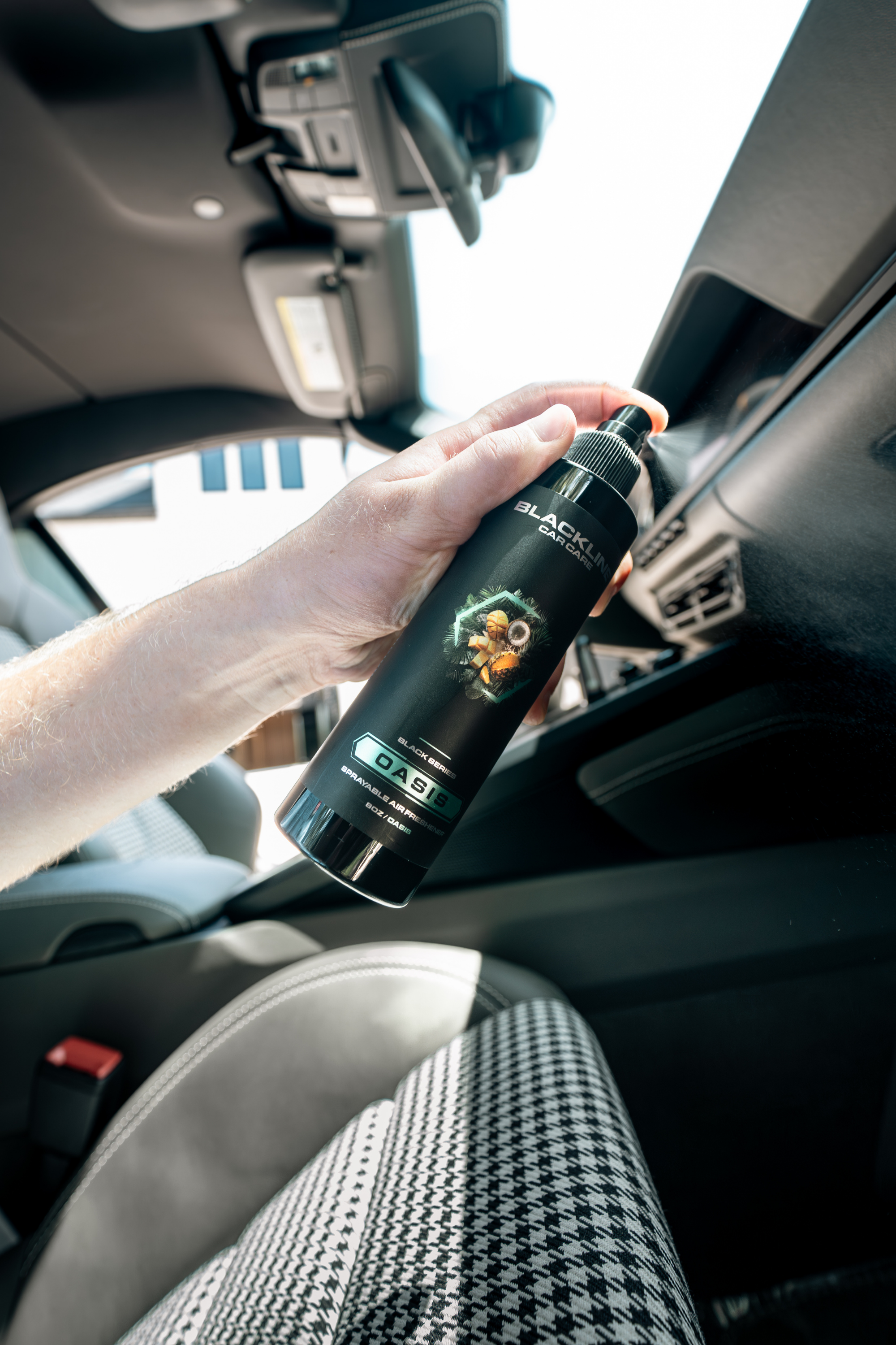 BLACKLINE® 8oz Air Freshener