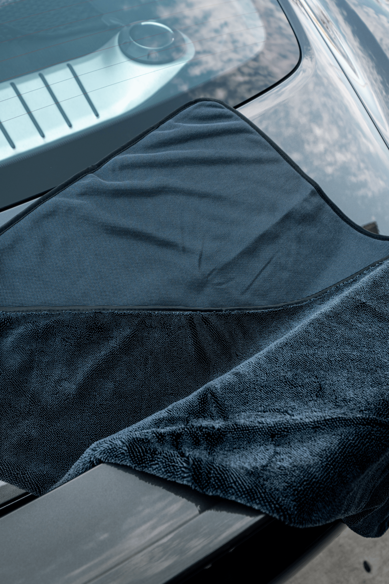 BLACKLINE® Slim Drying Towel